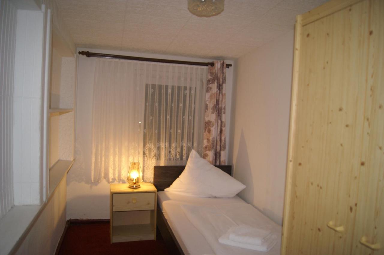 Hotel Pension Zur Sonne Mansfeld Exterior foto